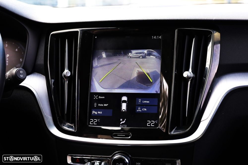 Volvo V60 Cross Country 2.0 D4 Geartronic - 19