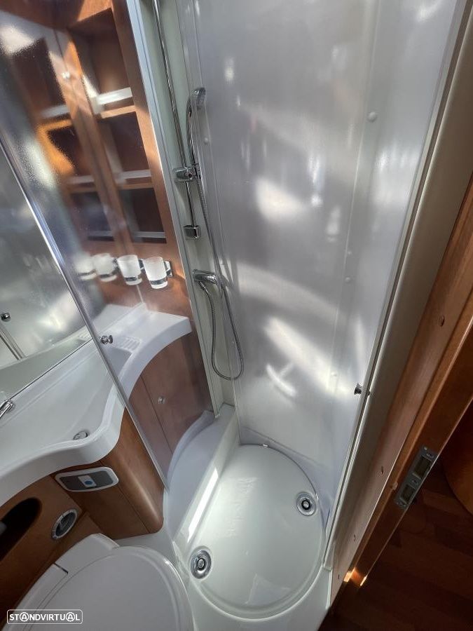 Carthago C-Tourer Camas gémeas e basculante - 29