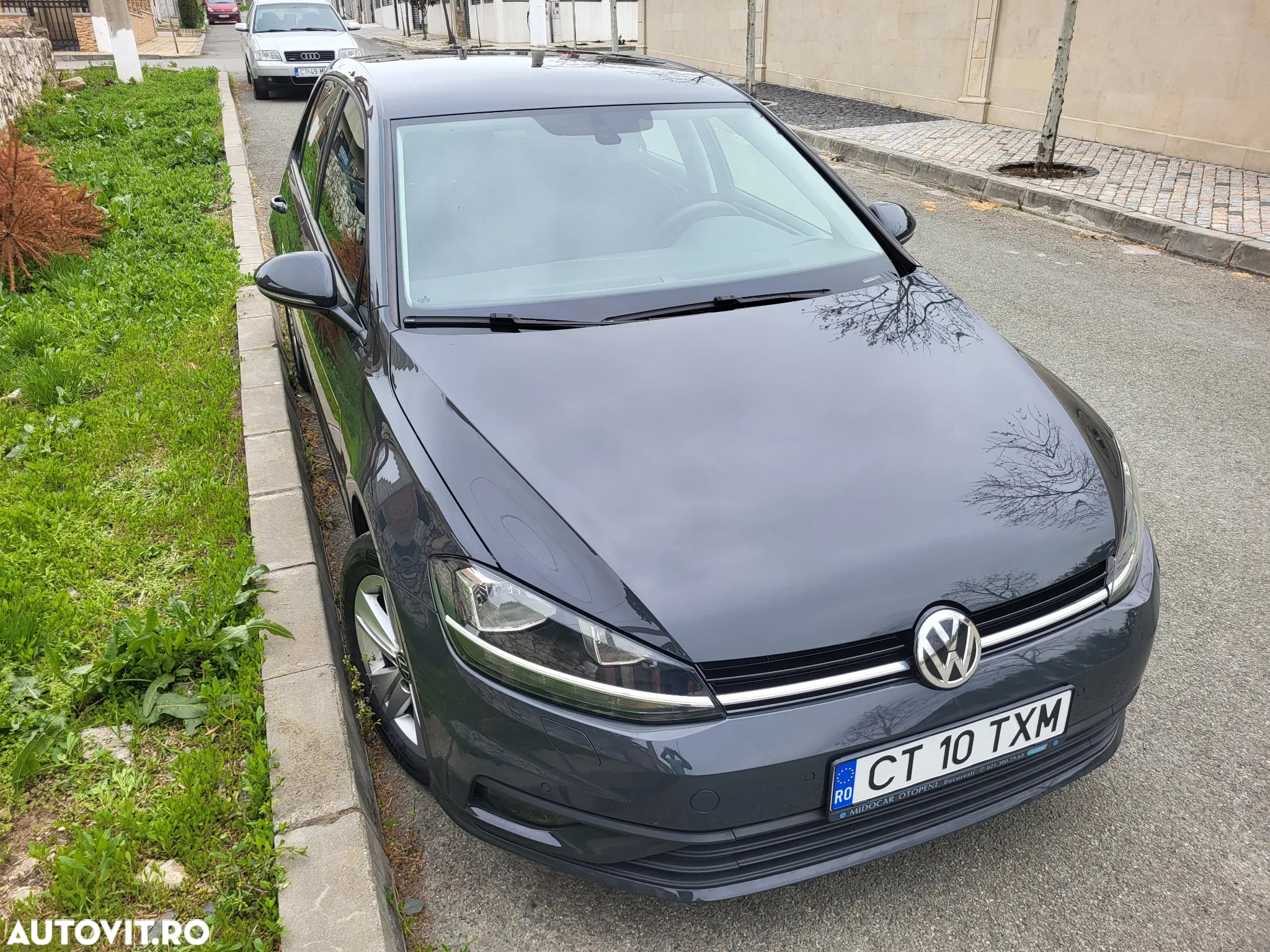Volkswagen Golf 1.0 TSI Trendline - 2