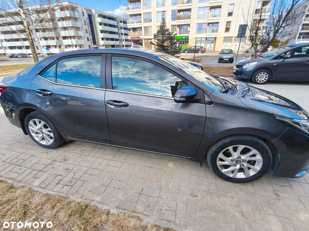 Toyota Corolla 1.6 Comfort - 1