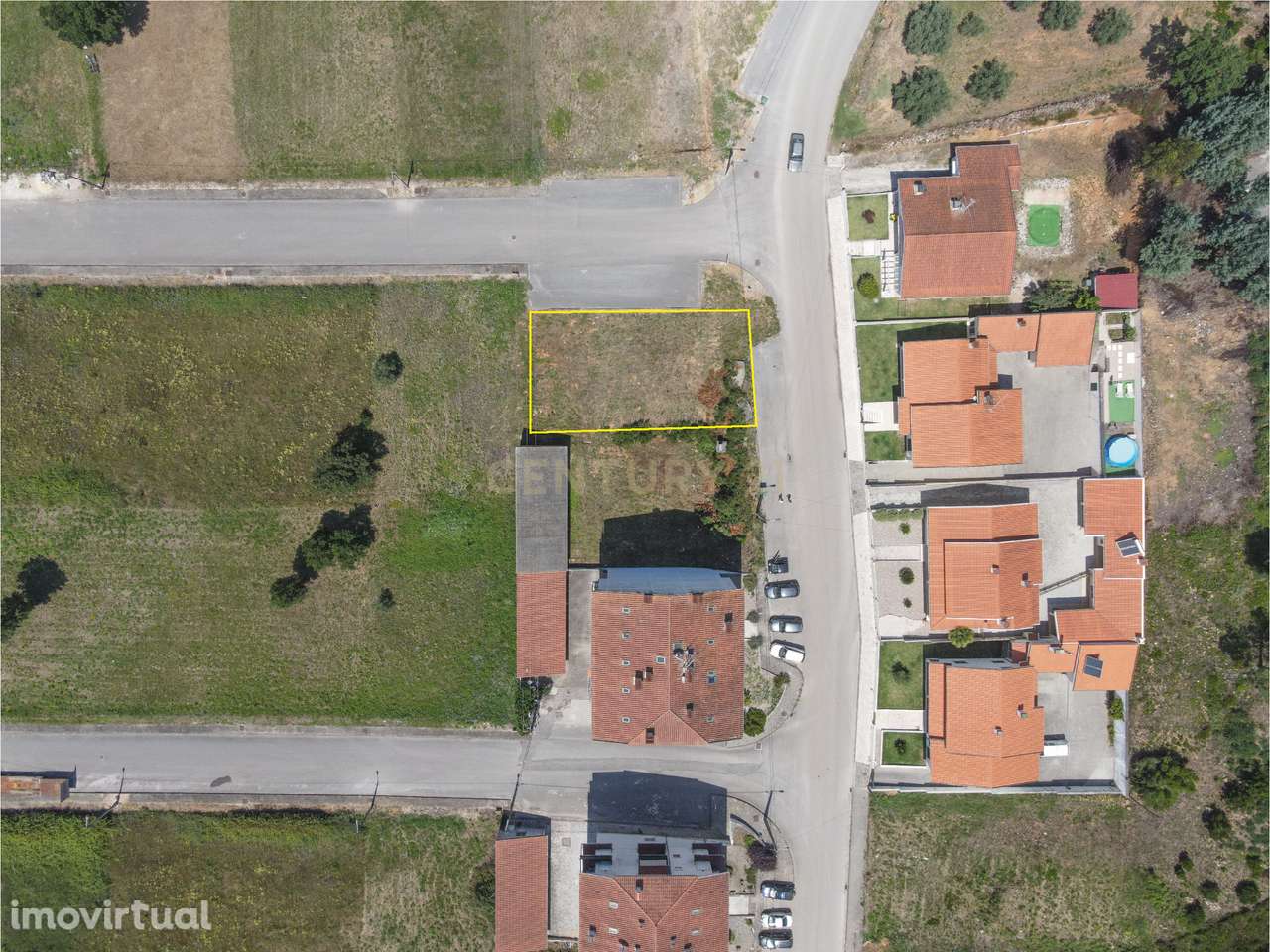 Lote para 6 Apartamentos em Serpins, Lousã - Grande imagem: 4/17