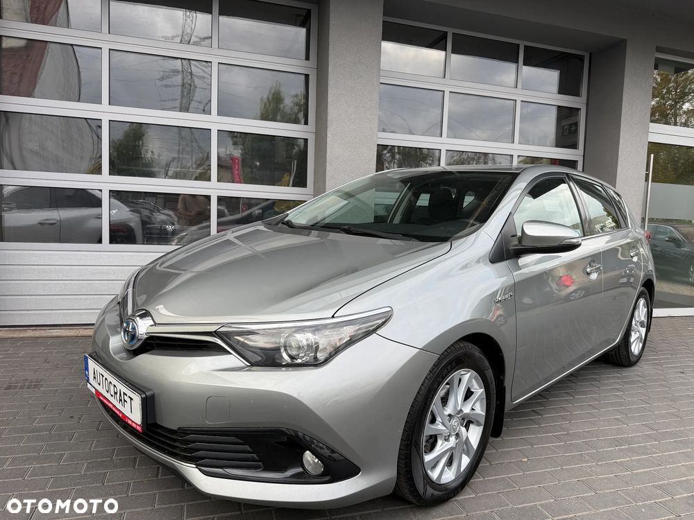 Toyota Auris - 22