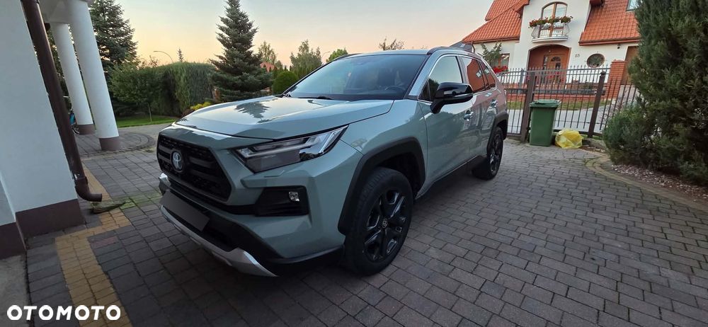 Toyota RAV4 - 5