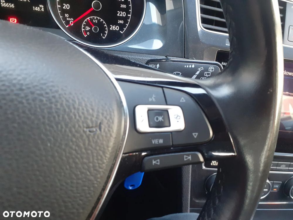Volkswagen Golf 1.5 TSI BMT Comfortline - 15