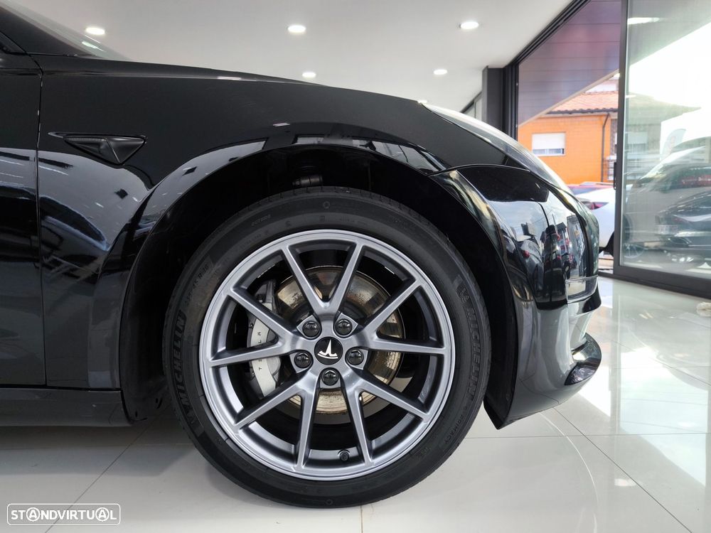 Tesla Model 3 Long Range Tração Traseira - 9