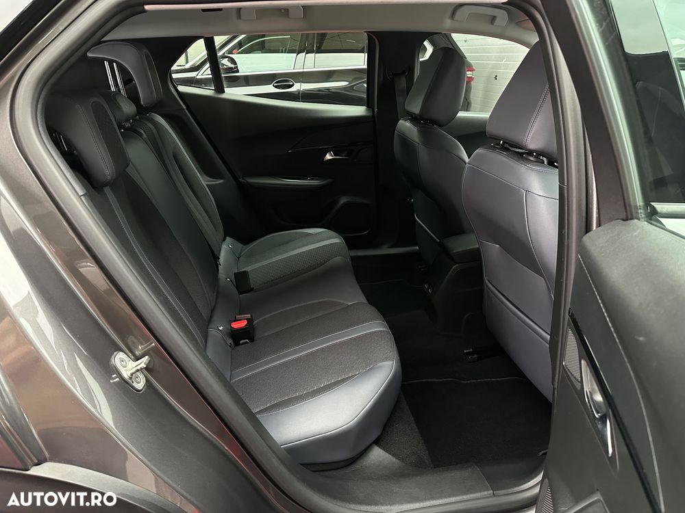 Peugeot 2008 1.2 PureTech Turbo S&S Allure - 24