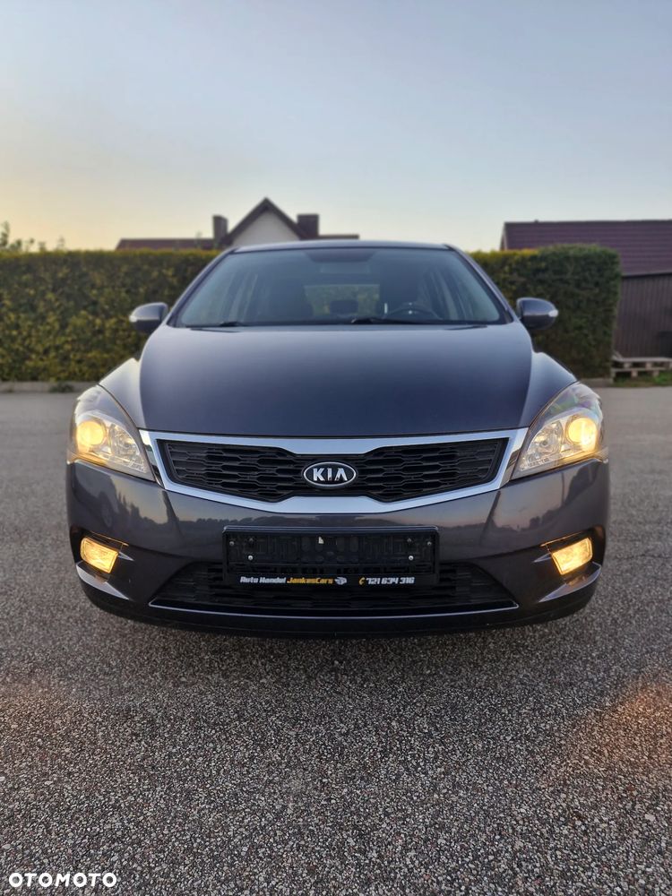 Kia Ceed - 2