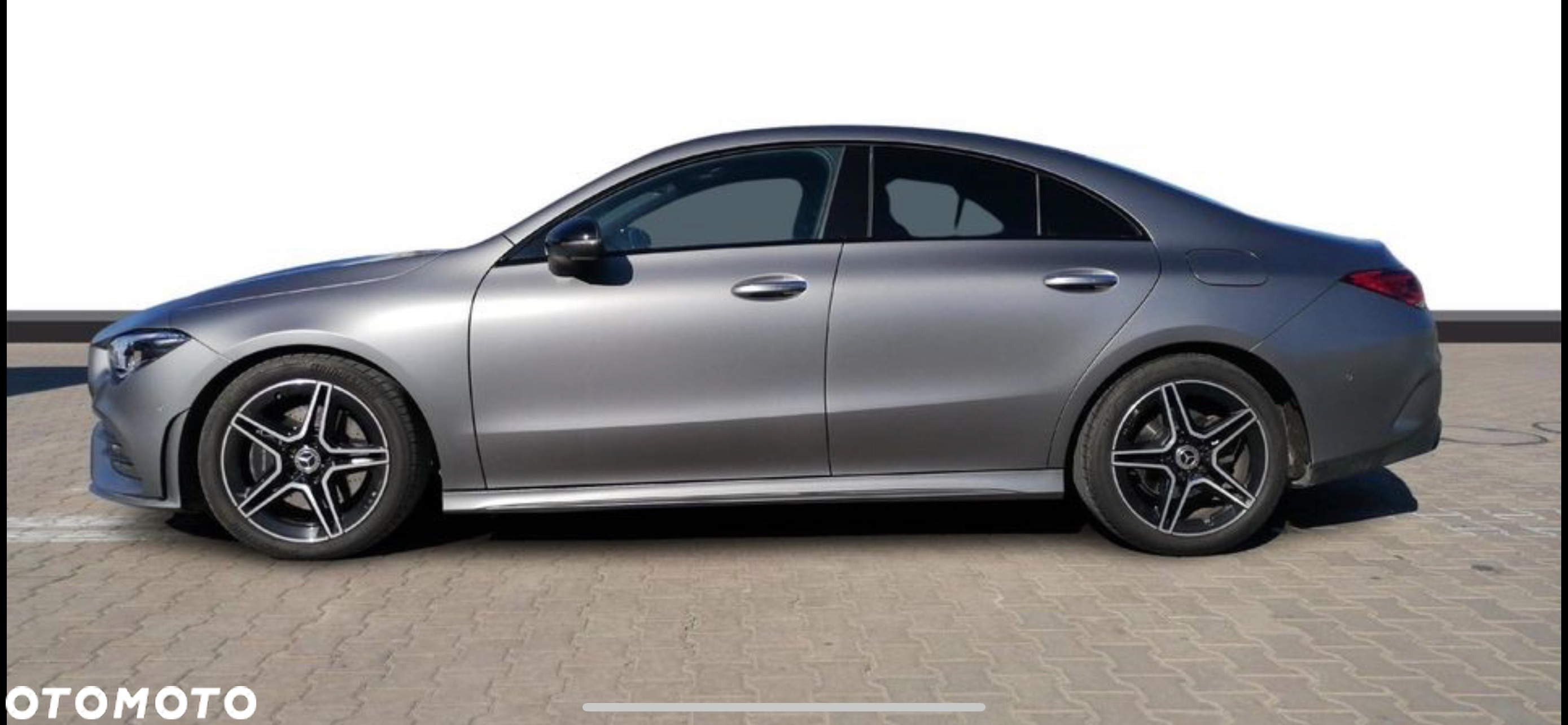Mercedes-Benz CLA 220 4-Matic AMG Line 7G-DCT - 11