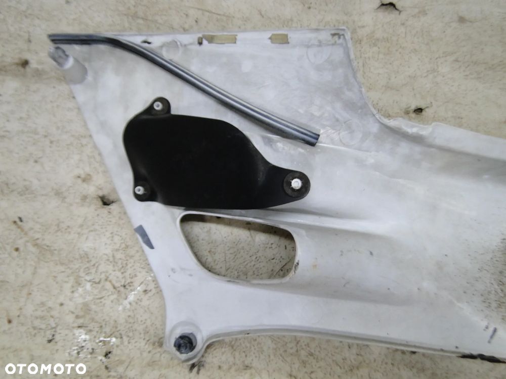 HONDA CBR 600F F3 OSŁONA OBUDOWA OWIEKWA BOCZNA PRAWA TYŁ TYLNA EUROPA - 7