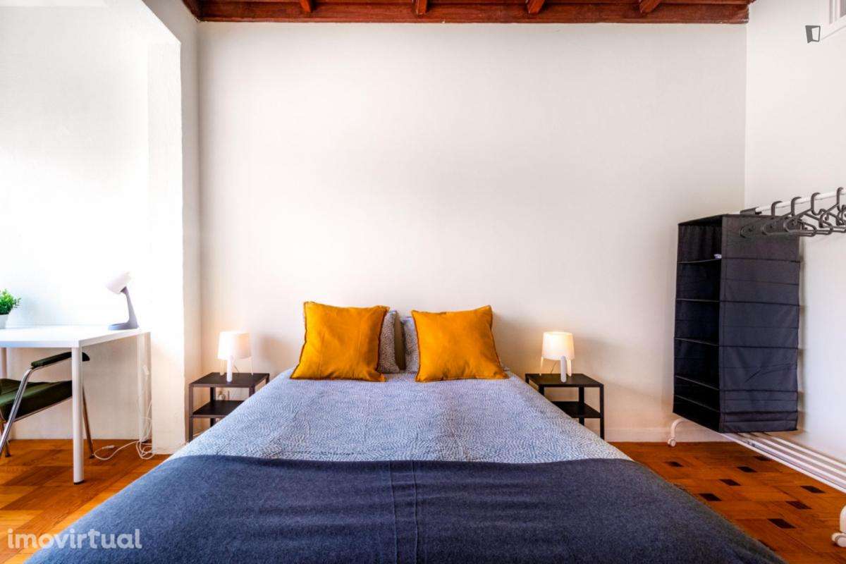 Quarto - localizado em Ramalde Porto - Grande imagem: 3/10