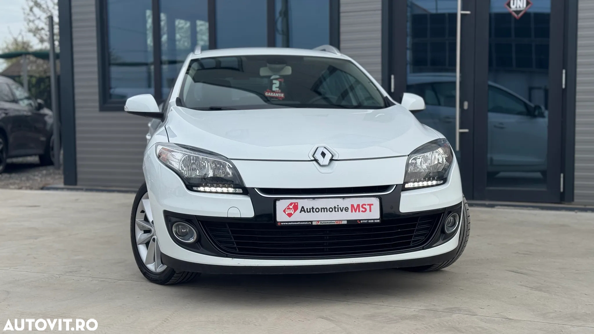 Renault Megane dCi 110 FAP LIMITED - 6