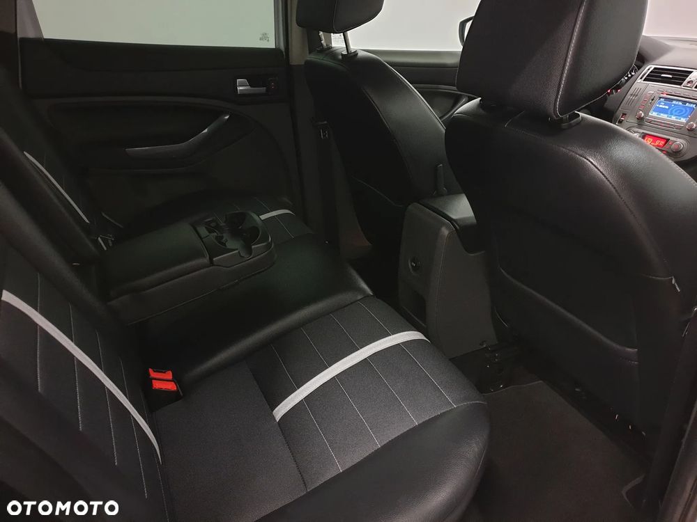 Ford Kuga 2.0 TDCi 4x4 Individual - 40