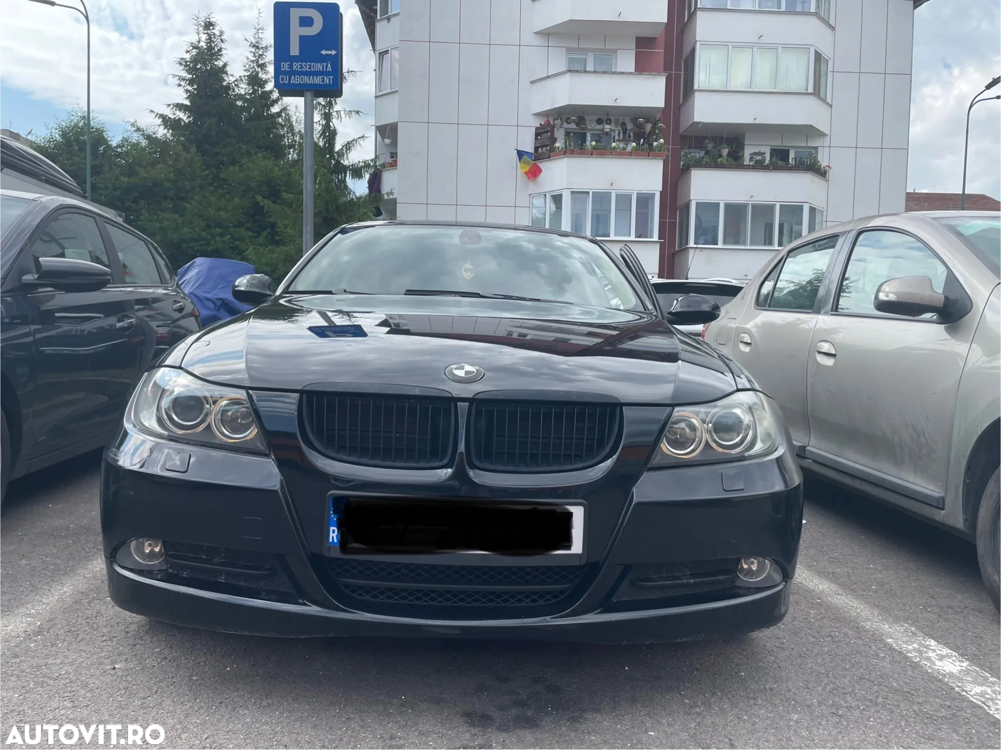 BMW Seria 3 318i Touring - 27