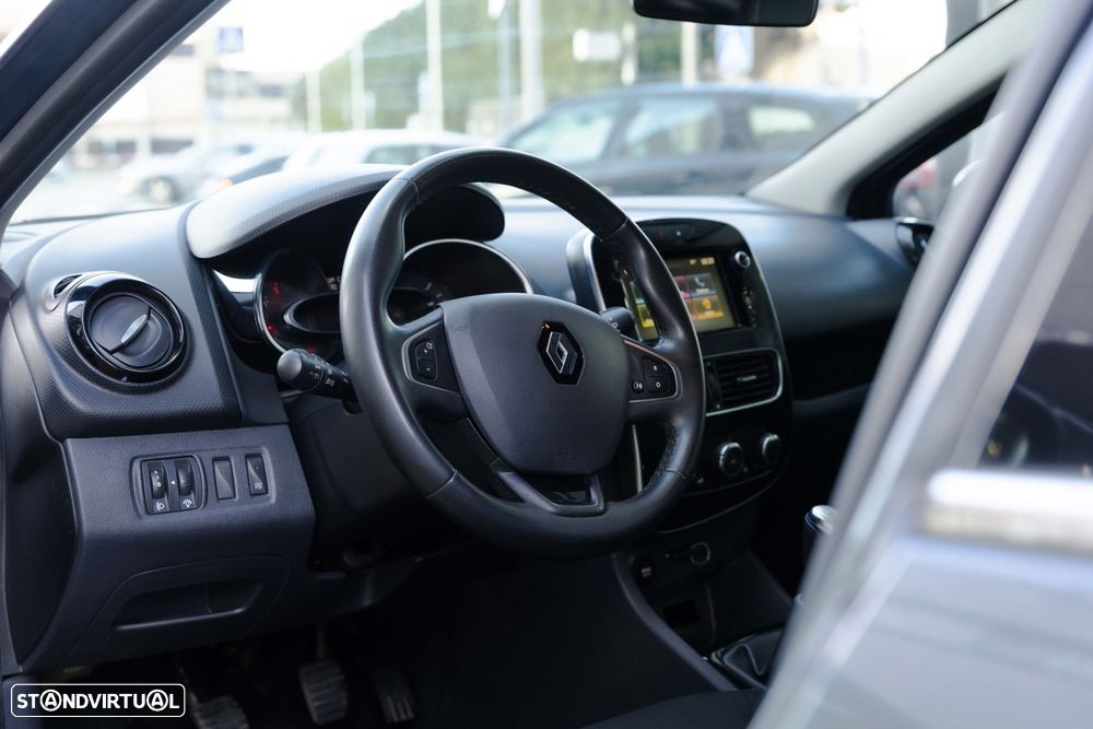 Renault Clio Sport Tourer 1.5 dCi Limited - 11