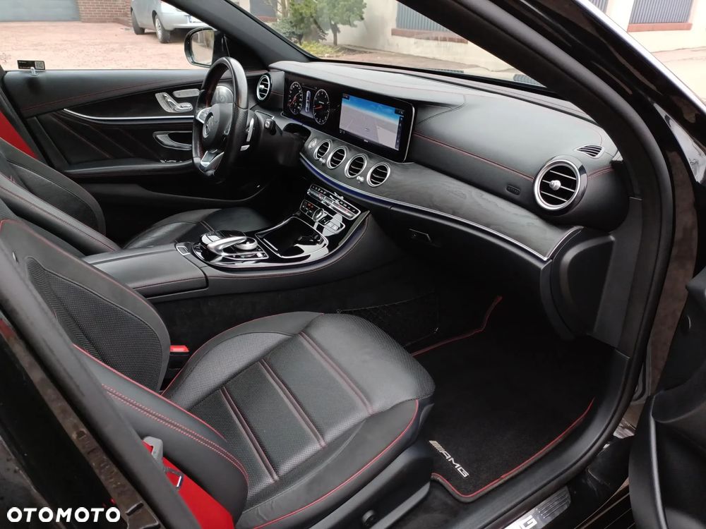 Mercedes-Benz Klasa E 43 AMG 4-Matic - 13