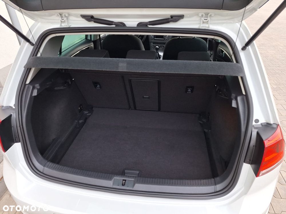 Volkswagen Golf 1.2 TSI BlueMotion Technology Lounge - 17