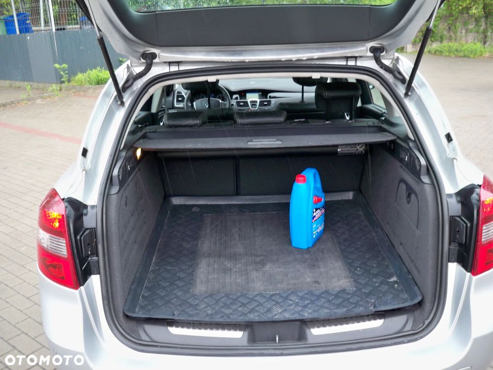 Renault Laguna dCi 175 FAP Bose Edition - 13