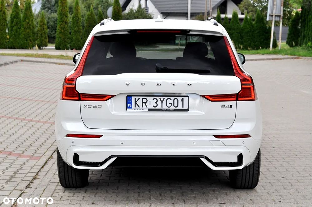 Volvo XC 60 B4 D AWD R-Design - 8