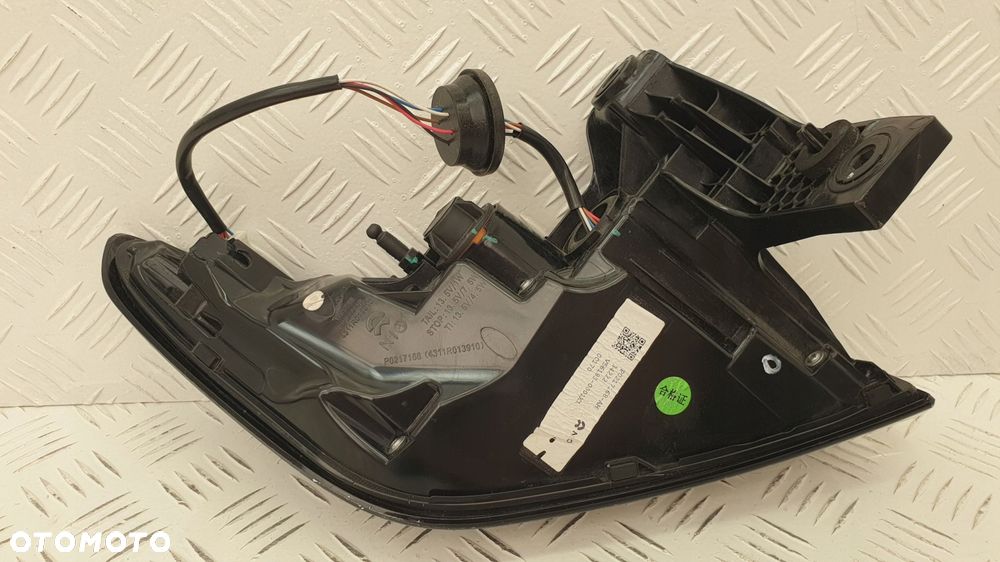 nio et7 lampa tylna prawa p0217168-ah v56183-0001x1 - 8