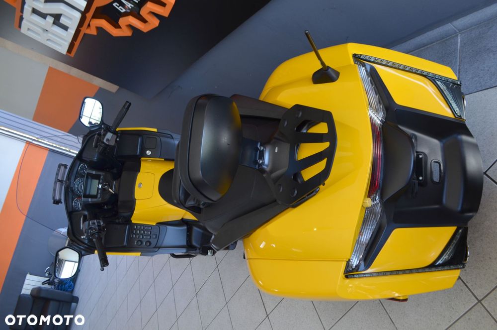 Honda GL - 22