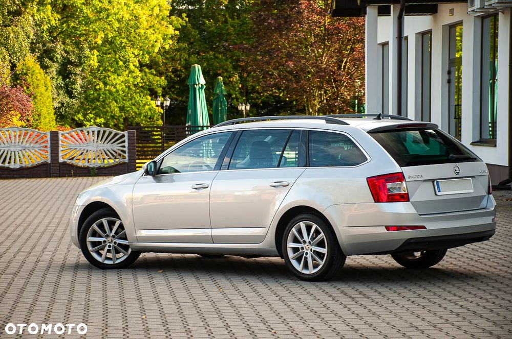 Skoda Octavia 1.6 TDI DPF Elegance - 19