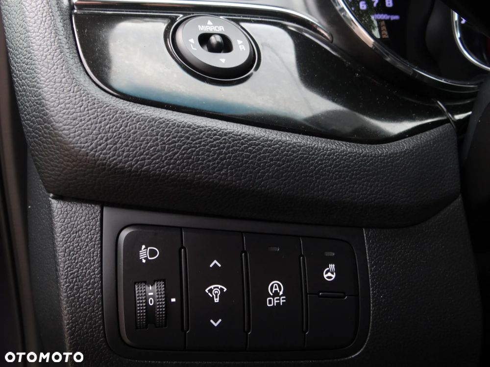 Kia Ceed 1.4 CVVT Dream-Team Edition - 38
