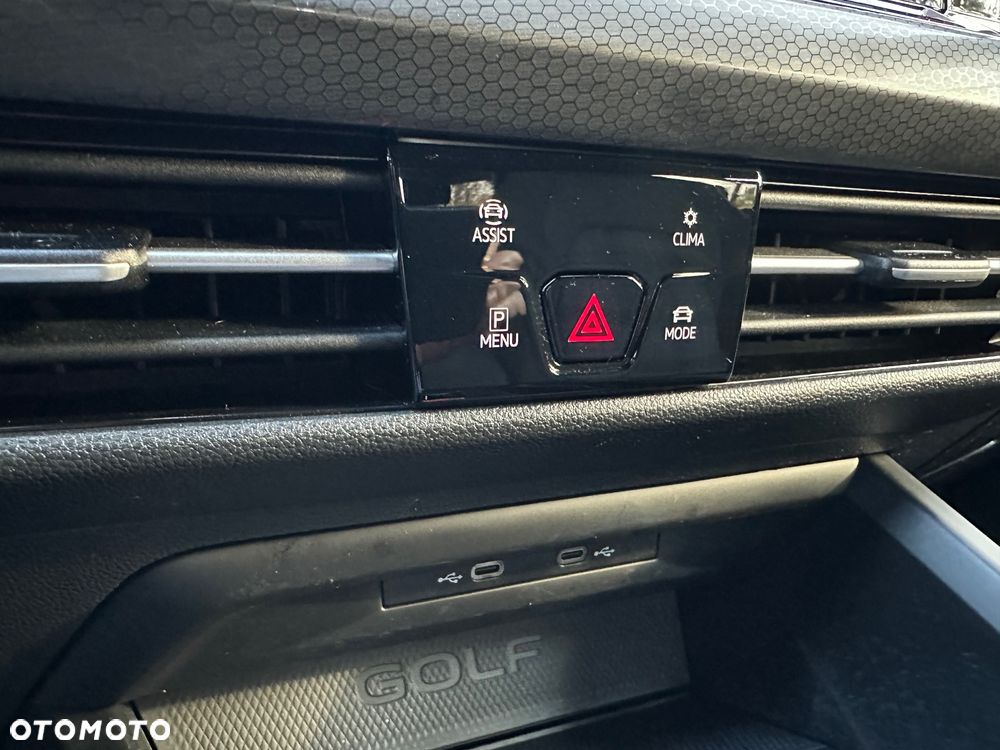 Volkswagen Golf - 17