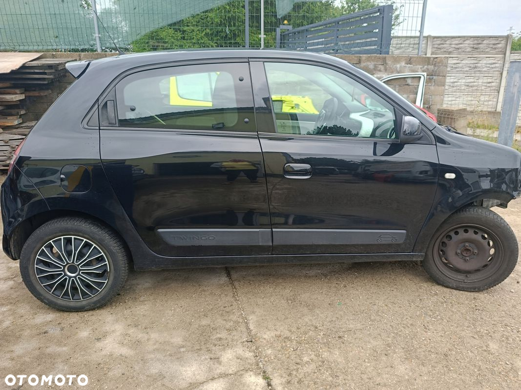 RENAULT TWINGO III ŚRODKOWA KRATKA ZDERZAKA PRZÓD - 11
