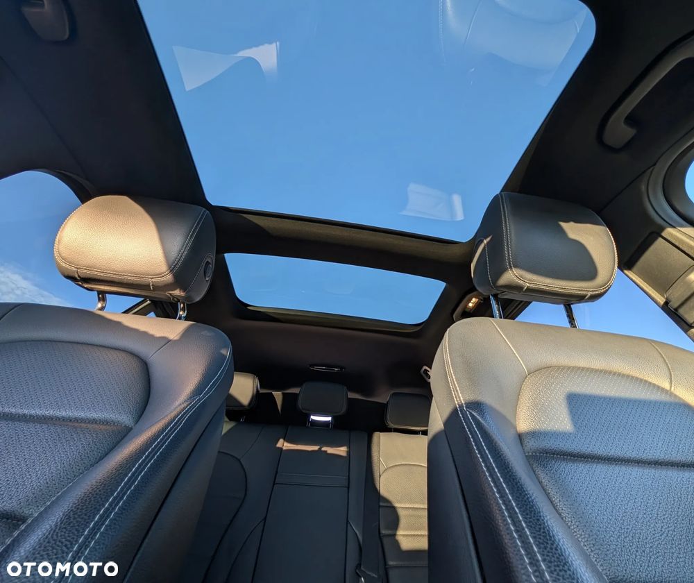 Mercedes-Benz Klasa C 200 4-Matic 9G-TRONIC - 4