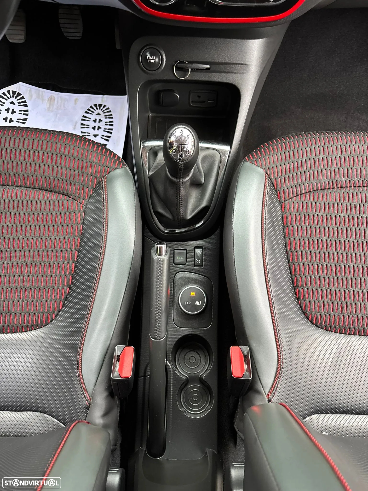 Renault Captur 0.9 TCE Helly Hansen - 22