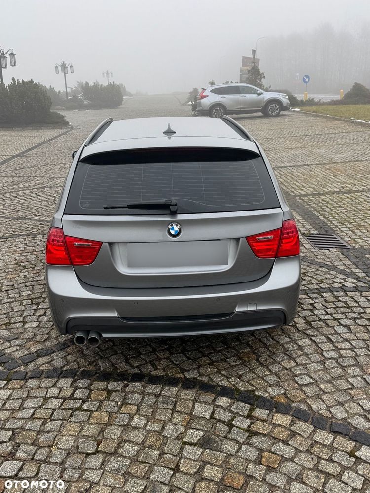 BMW Seria 3 330d xDrive - 8