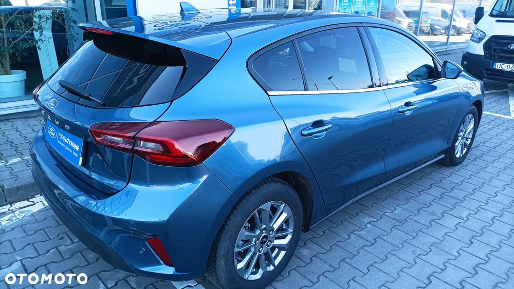 Ford Focus - 8
