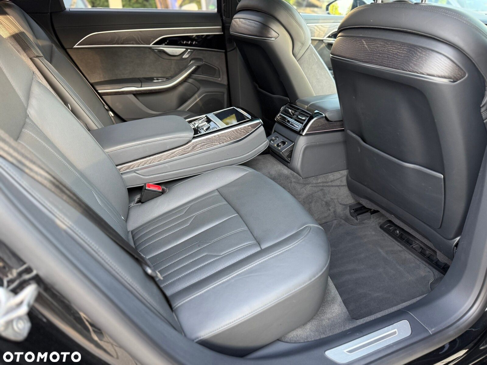 Audi A8 - 15