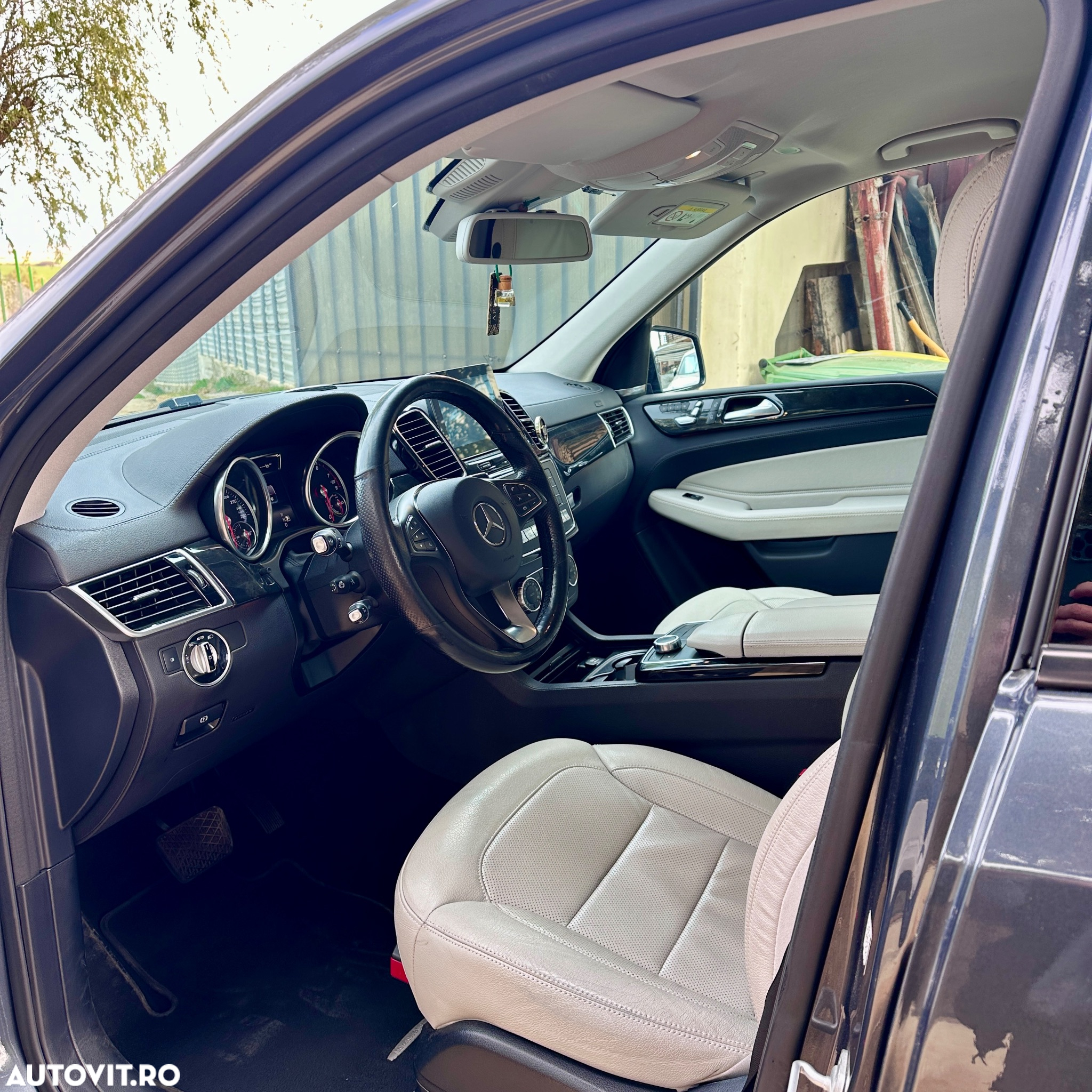 Mercedes-Benz GLE 500 e 4MATIC - 7