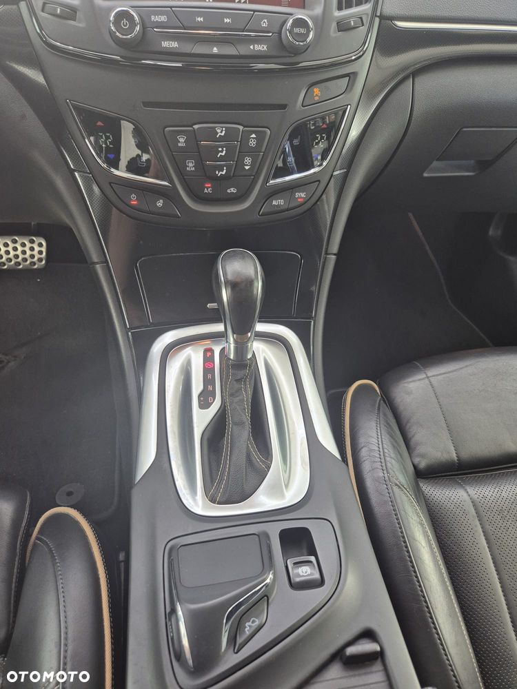 Opel Insignia 2.0 Bi Turbo CDTI 4x4 - 20