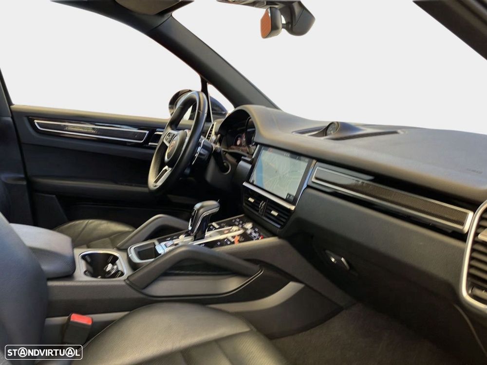 Porsche Cayenne E-Hybrid - 18