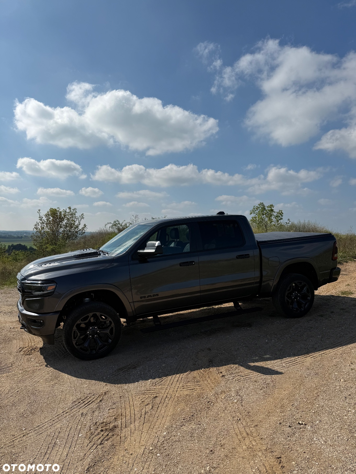 RAM 1500 5.7 Crew Cab Shortbed Limited Black - 6