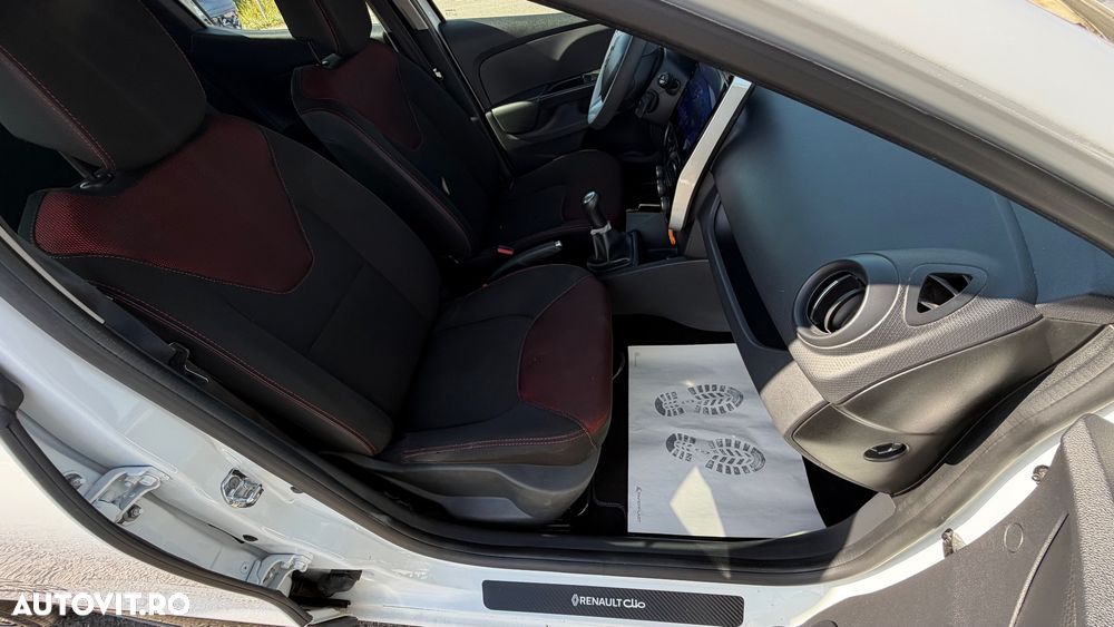 Renault Clio - 7