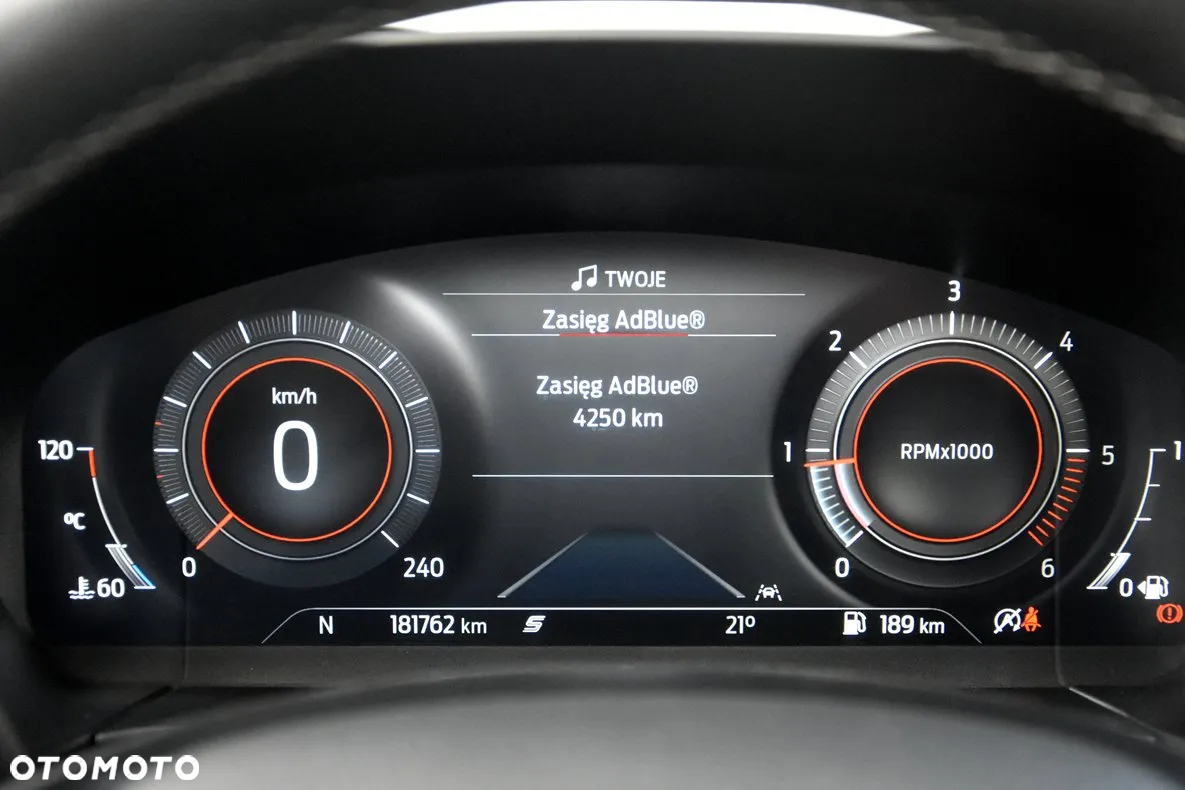 Ford Kuga 2.0 EcoBlue Hybrid VIGNALE - 36