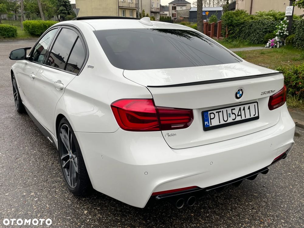 BMW Seria 3 330e iPerformance M Sport - 12