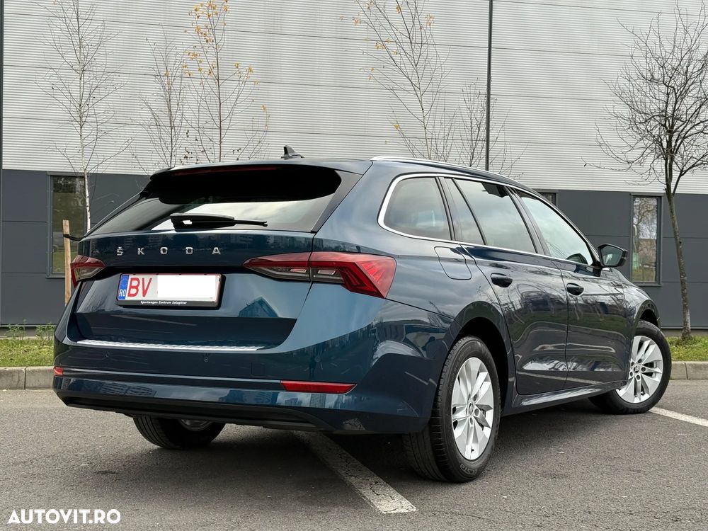 Skoda Octavia 2.0 TDI Premium Edition - 2