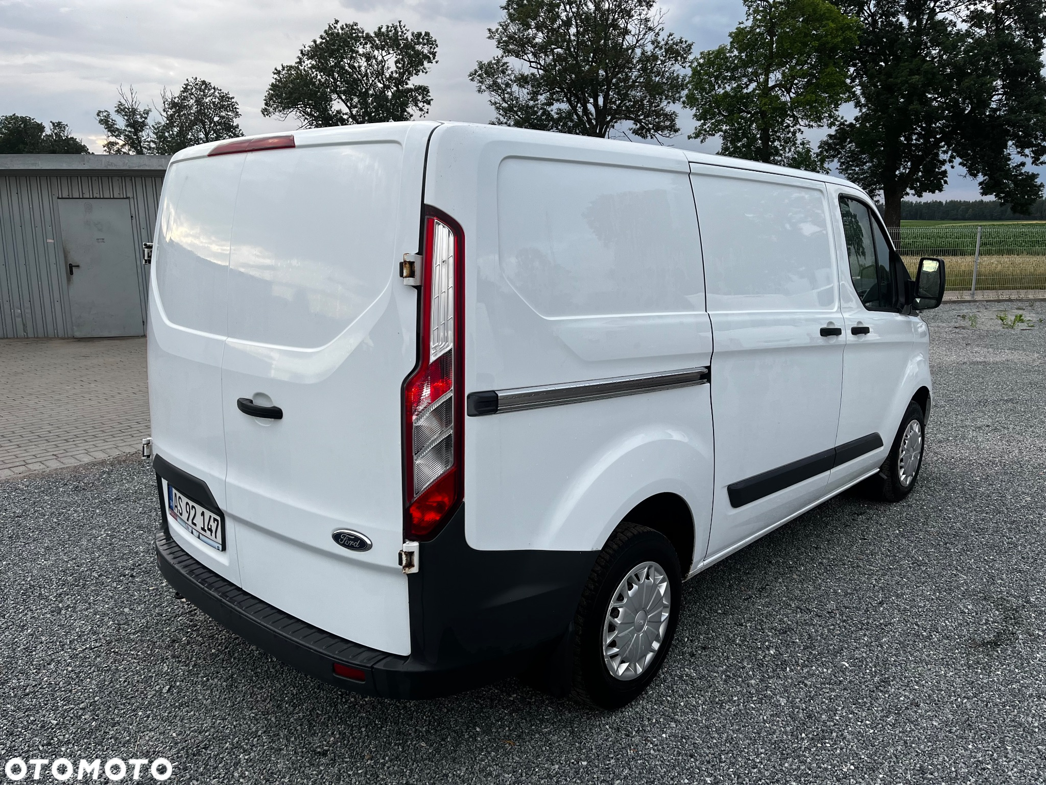 Ford Transit Custom - 8