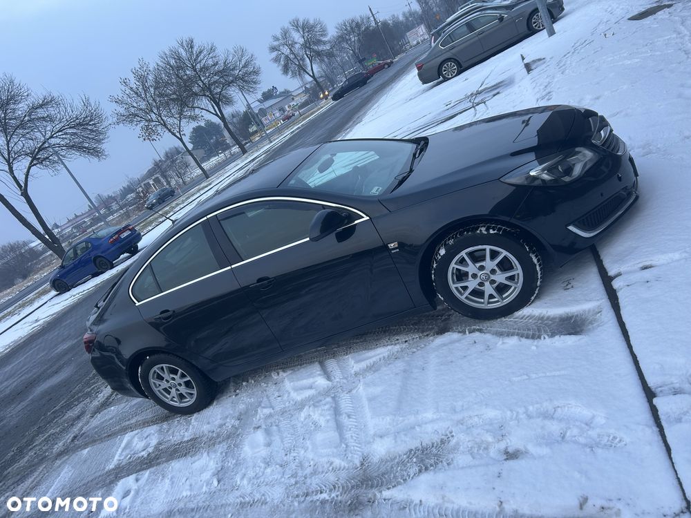 Opel Insignia - 1