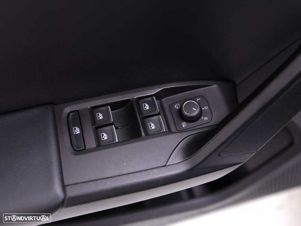 SEAT Leon ST 2.0 TDI FR DSG - 13