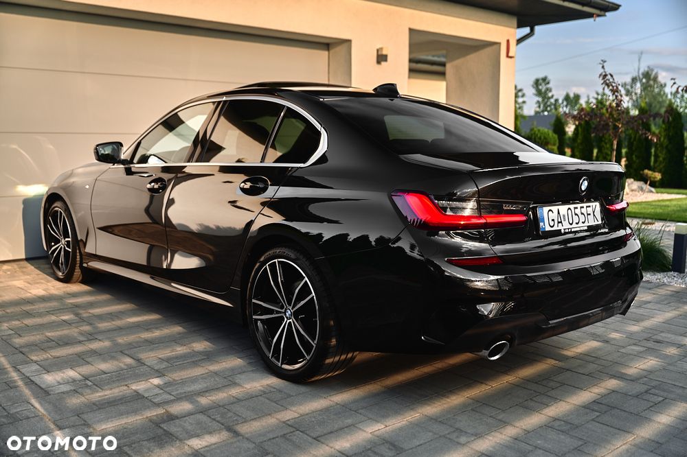 BMW Seria 3 320d xDrive mHEV M Sport sport - 11