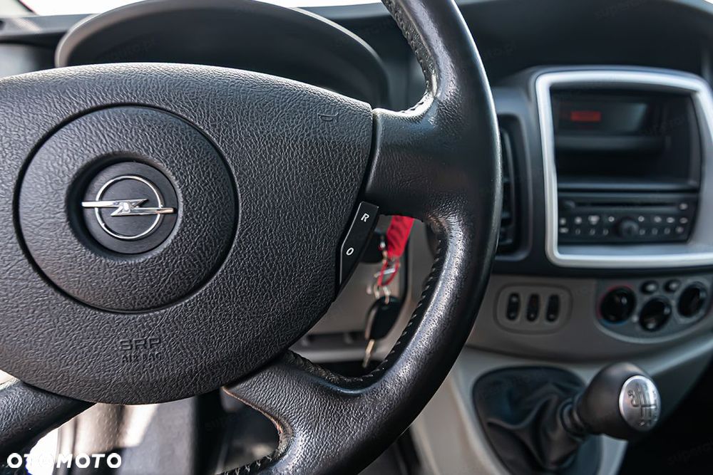 Opel Vivaro L2H1 2.0 115KM - 25