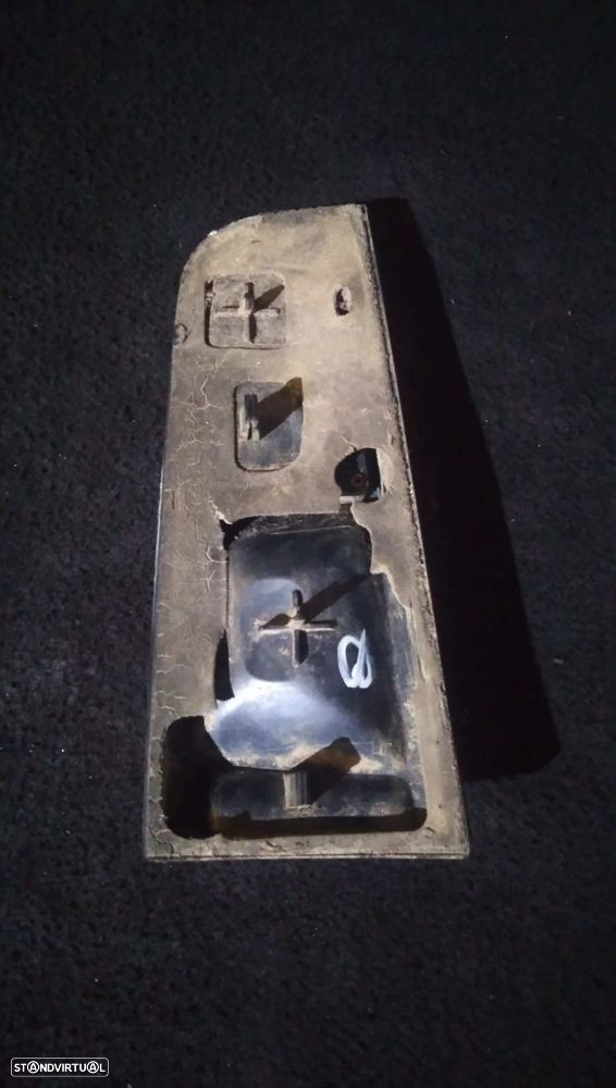 Farolim Stop Direito Mala Fiat Punto (188_) - 3