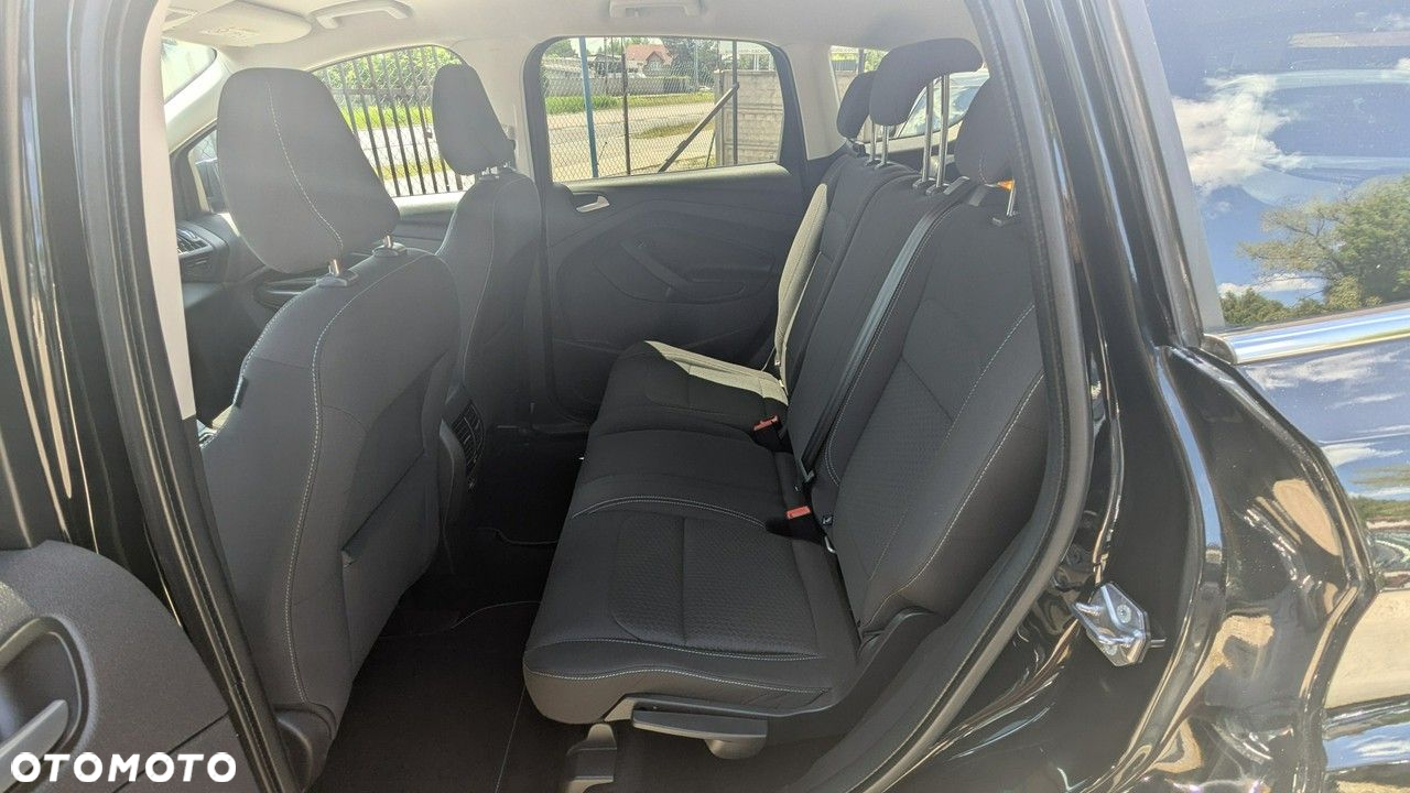Ford Kuga - 14