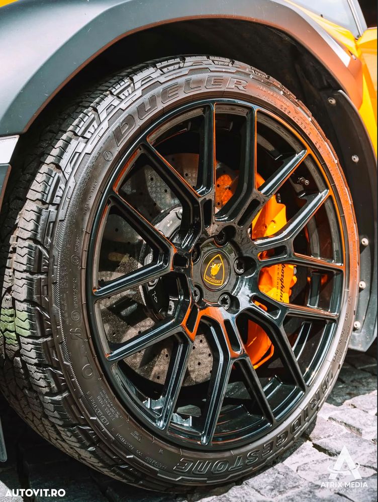 Lamborghini Huracan - 4