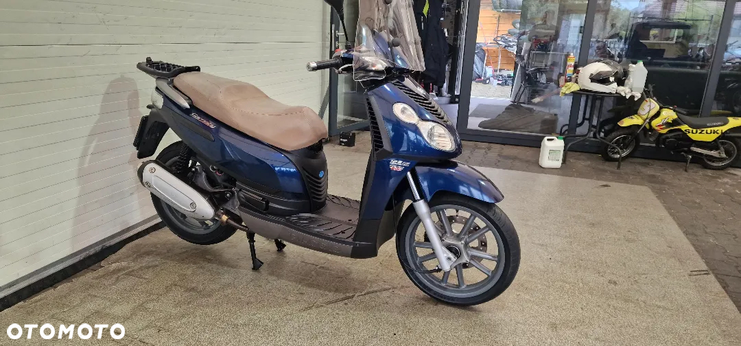 Piaggio Carnaby - 13